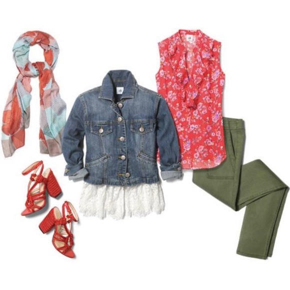 CAbi Dakota Denim Jean Jacket w/ removable lace - Picture 7 of 10